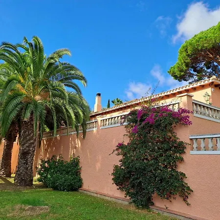 La Casa Celestial فيلة *