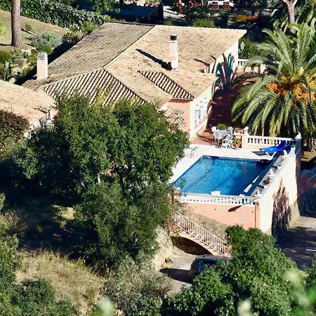 فيلة La Casa Celestial بلاتجا ذارو