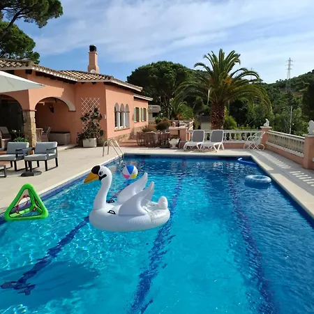 فيلة La Casa Celestial