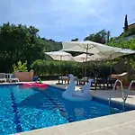 La Casa Celestial